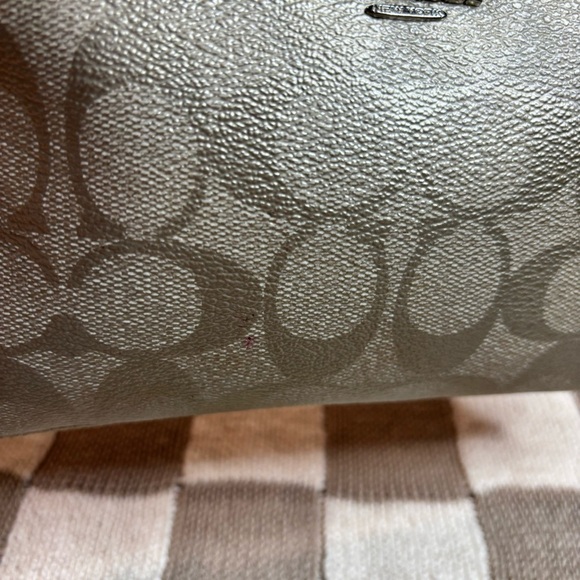 Coach large wristlet in signature canvas - Picture 5 of 10